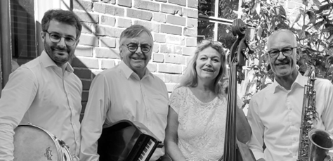 Swing Kitchen